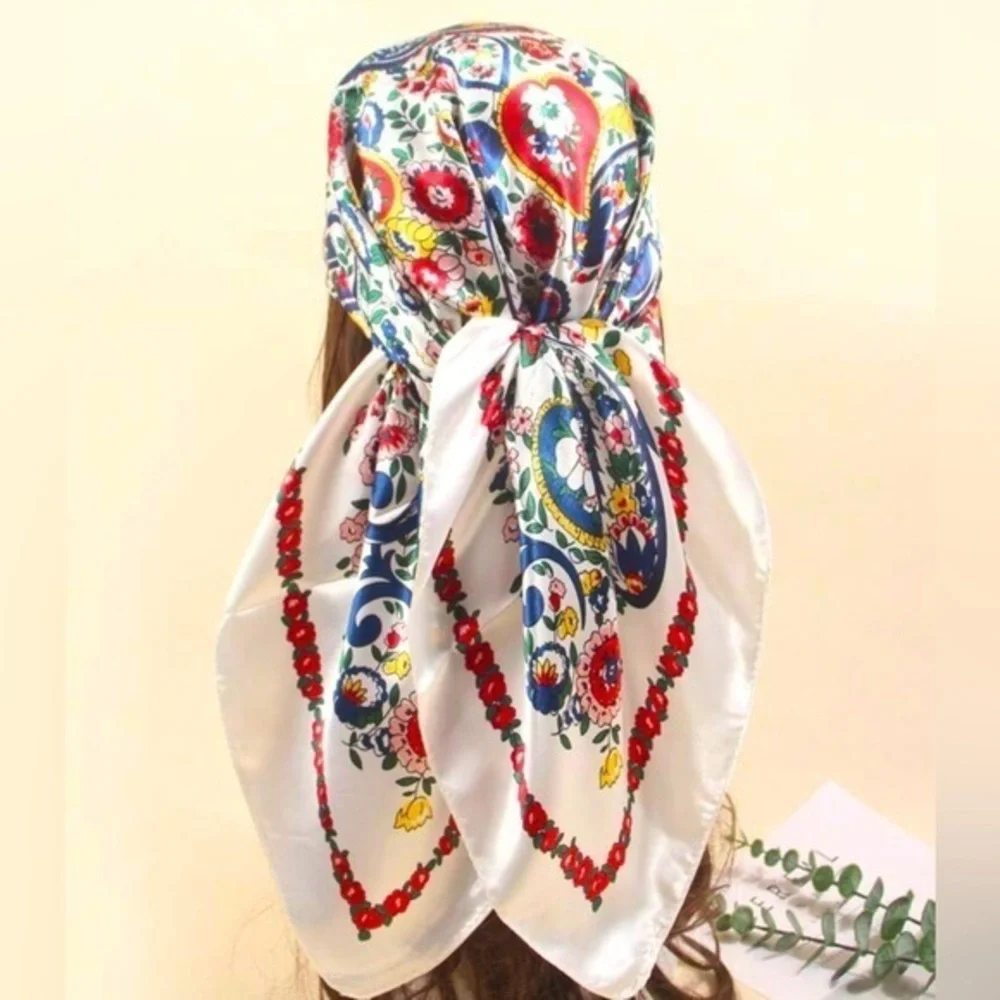 ✨ NWT Floral PAISLEY Scarf imitation silk